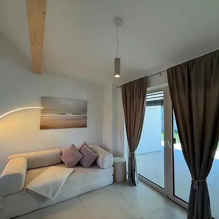 Donau Vibes Luxury Family Near And Highway アパート