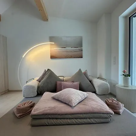 Donau Vibes Luxury Family Near And Highway リンツ
